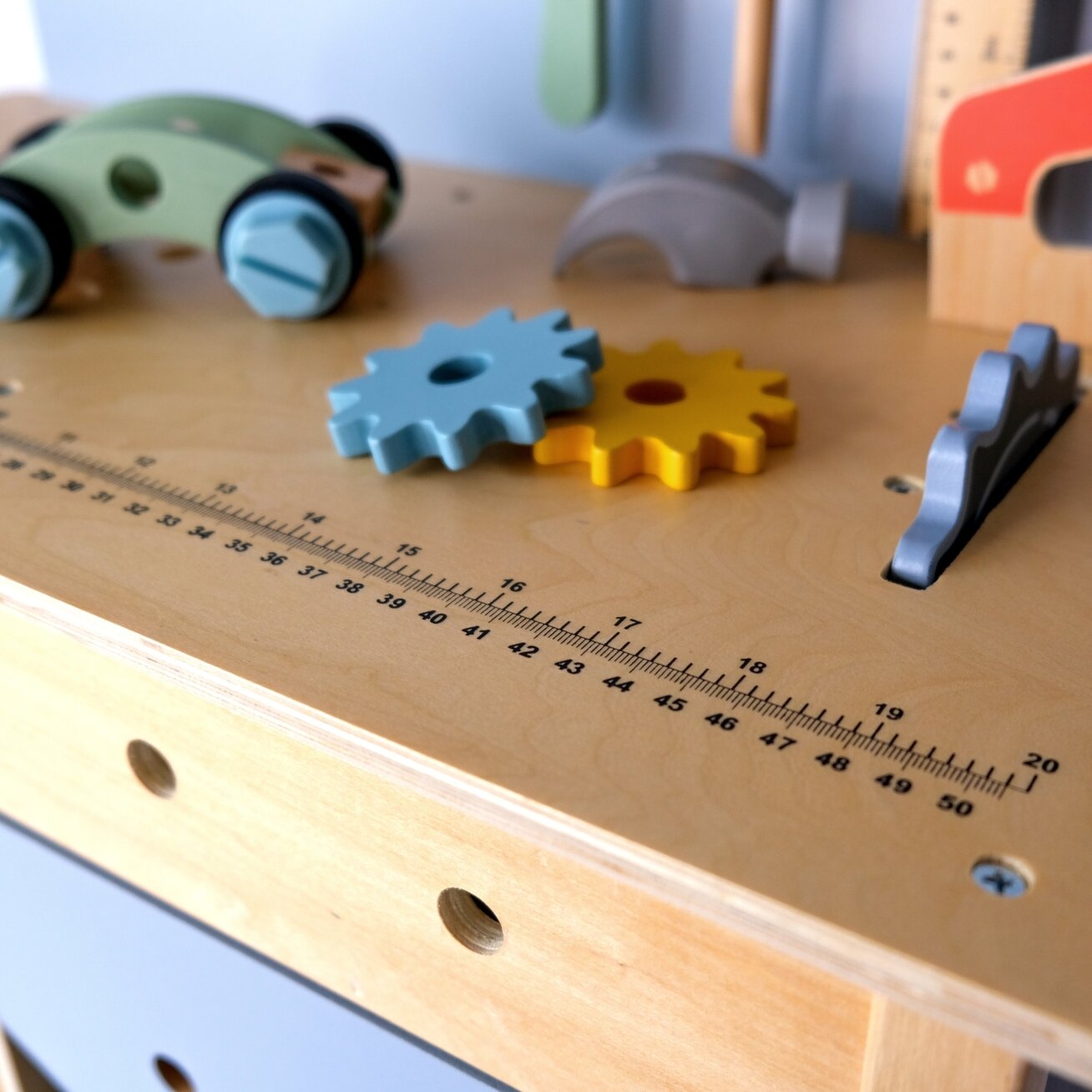 BusyKids Vaikiškas meistro darbastalis 5 BusyKids Vaikiškas meistro darbastalis 5